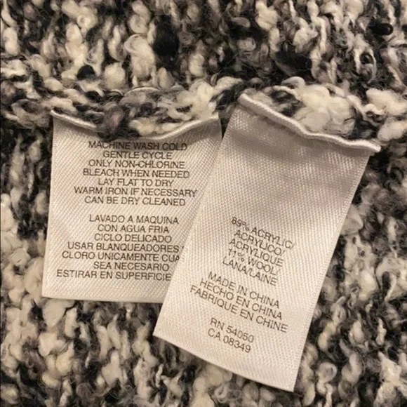 Jones New York Grey Chunky Sweater Size S - Picture 5 of 5